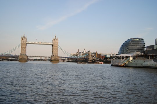 Zoom online tour of London  Private Tours and Travel Guide Europe London CITY London Destination Tour