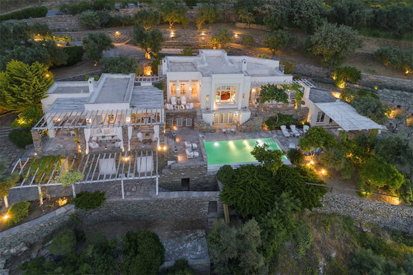 Paradise Villa, is cited only 2 minutes drive from the island's capital Ioulis.  Athens, Greece Paradise Villa Cycladic home vacation rental 18887504