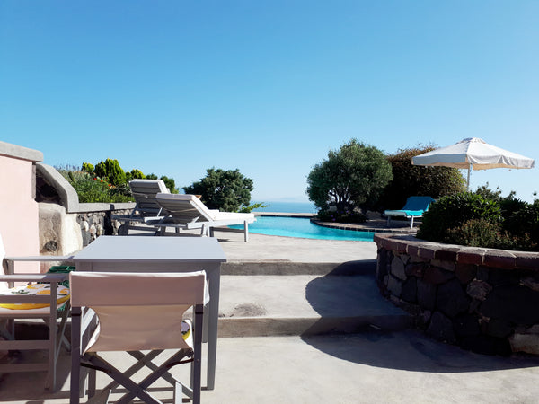 The studio is simply furnished with double bed, dining table, separate kichenett Oia, Greece Christa's home Entire place vacation rental 31311036