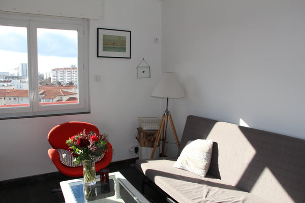 Appartement quartier Chartrons non loin de la cité du vins et des quais. Offre u  APPT 70m2 aux Chartrons avec une très jolie vue Entire rental unit vacation rental 23338390