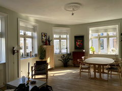 This special place is located in the heart of Nørrebro overlooking the red squar Denmark Lovely 2-bedroom appartment in Nørrebro Entire condo vacation rental 647647828978033376