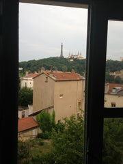 English version Below<br /><br />Situé rue Duroc dans le 1er arrondissement de L  Canut 6 personnes vue Fourviere Entire rental unit vacation rental 9459836