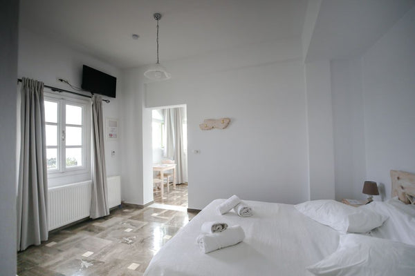 studio with partial Sea view. with common huge terrace with amazing caldera and  Megalochori, Greece Superior Double Room with Partial Caldera VIew Entire rental unit vacation rental 43682246