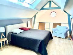 Fermette de 1800 rénovée avec goût, dispose d’une chambre au premier étage de st Brussels, Belgium Chambre mezzanine 40m2 Private room in home vacation rental 47825352