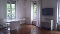 je vous propose de vous accueillir dans mon bel appartement  dans une ambiance c Lyon, France Bel appartement haussmannien Lyon 6ème Private room in rental unit vacation rental 11004810