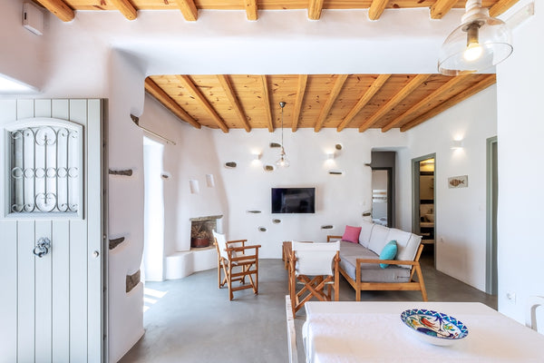 The house was fully renovated in 2017 according to the traditional cycladic arch Greece Three bedroom traditional sea view house Cycladic home vacation rental 14293623