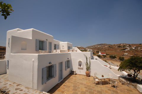 <b>The space</b><br />Spacious luxuriously furnished and fully equipped, Lino Ap Mikonos, Greece LINO APARTMENTS PARADISE BEACH SEA VIEW 2 BEDROOM Entire serviced apartment vacation rental 44554617