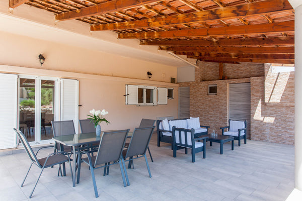 Drystone cottage is located at a quiet neighbourhood in Stavros Chania. Only 1 k Maleme, Greece Drystone Cottage Entire cottage vacation rental 51401482