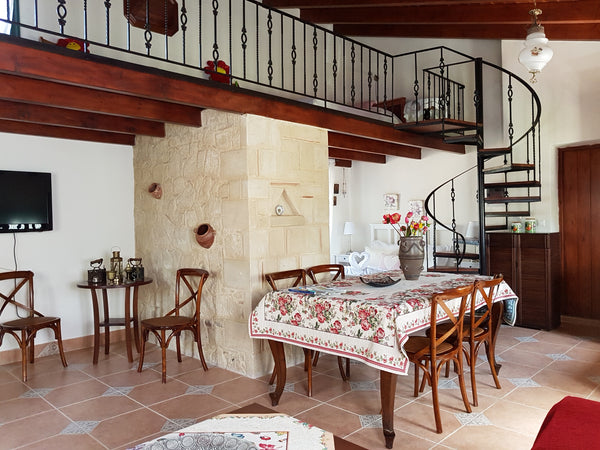 The house is located in a quiet green area 2000m2, near the beautiful beaches of Chania, Greece Vivian's House for relaxing holidays in Nature Entire home vacation rental 18650960