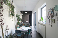 Welcome in our HOME.<br />We are Vanessa, Ludovic, Joy & Colin. <br />We live he Brussels, Belgium Bright, Spacious & Green Loft along the Kanal Entire loft vacation rental 24285490