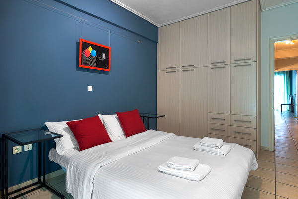 Welcome to a great apartment in the heart of Athens, ideal for a short visit in  Athens, Greece Spacious 2 bedroom apartment in Thessio Entire rental unit vacation rental 32482673