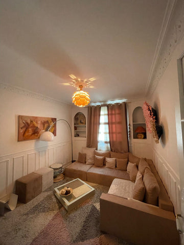 Bonjour je loue mon appartement de 47 m2 au coeur de Paris.  Design, rénové, tou  Apt Design Haussmannien 7e étage SANS ascenseur Entire rental unit vacation rental 1431660