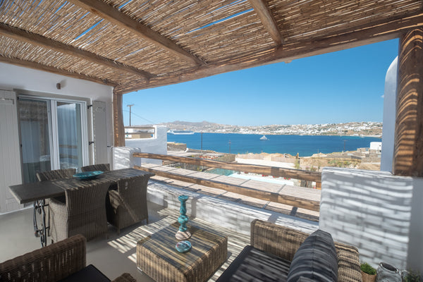 The first-floor apartment comes with 1-bedroom, a fully functional kitchen equip Athens, Greece Amaris Luxury 1bd Apartment with Sea View (3A) Cycladic home vacation rental 47713483