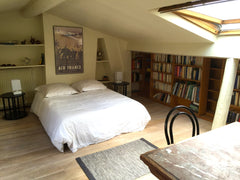 Deux grandes chambres de 45 M2 chacune sous les toits à l'étage d'un duplex à Ba Paris, France BASTILLE 2 Chambres Bed and Breakfast Private room in rental unit vacation rental 7373339