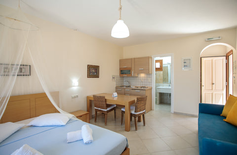 Margaritari Hotel is located in Agia Anna on the island of Naxos.<br /><br />If   Deluxe Studio with Sea View (3 people) Room in hotel vacation rental 52360220