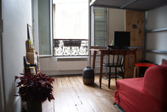 Bienvenu chez moi !<br />Situé à Stalingrad (M 2 5 7, rerB à une station, gare d Guebwiller, France Jolie chambre Jaures/Stalingrad pour long séjour Private room in rental unit vacation rental 20079269