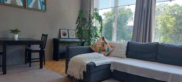 Superbly located on a quiet street just off Montgomery, this light and cosy two- Brussels, Belgium Comfortable 2-bedroom apartment in Montgomery area Entire rental unit vacation rental 23778651