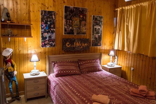 Cosy en-suite guest room with garden, just 15 minutes away from the city centre  England, United Kingdom Cosy guest room with garden in Athens Entire guest suite vacation rental 25792060