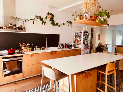 Belle maison de 160 m2 au centre ville de Bordeaux. Une très grande cuisine agré Bordeaux, France Maison de ville esprit loft grande et lumineuse. Entire townhouse vacation rental 39170341