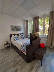 Ovaj jedinstven prostor ima sopstveni stil.<br />Divno mesto za boravak- odlična  Apartman Favorita Entire rental unit vacation rental 702745832729134489