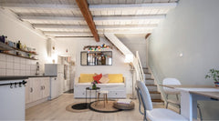 L'APPARTEMENT RESSEMBLE À UNE PETITE MAISON • ATELIER CANUT • UN VRAI COCON AU C Lyon, France DUPLEX — CŒUR DES PENTES Entire rental unit vacation rental 34144380