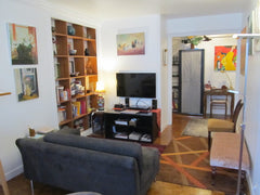 Comfortable charming convenient and brightly furnished 560 sq. ft. (52 sq.m) one Paris, France cozy apt,  Eiffel tower view Entire rental unit vacation rental 10965010