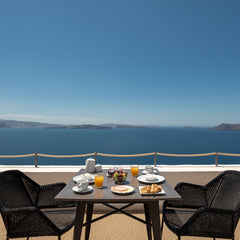 The Strogili Traditional Houses Santorini Hotel complex lies at the beautiful se Oia, Greece Strogili Deluxe Cave Room With Hot Tub and Caldera View Room in boutique hotel vacation rental 41790832