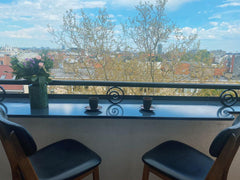 Recently renovated appartement (2019). Located on the sixth and last floor of th Lasne, Belgium Apartment in trendy Ixelles neighbourhood Entire rental unit vacation rental 650424980334319280
