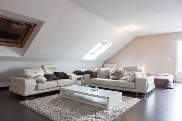 je loue le premier étage, deux chambres, une salle de bain et un grand salon équ France Appartement dans grande maison Private room in rental unit vacation rental 4809527