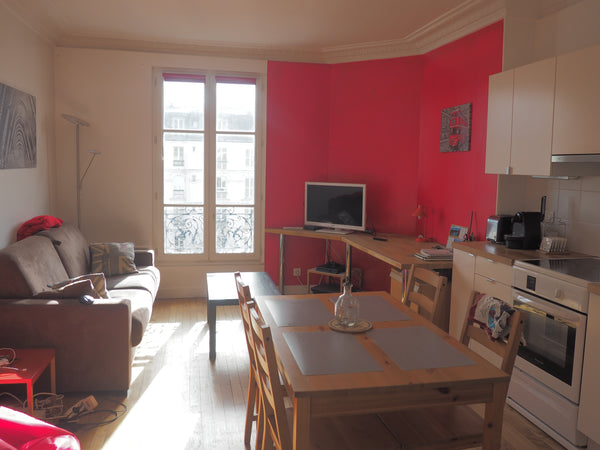 Appartement calme et ensoleillé situé à proximité des rues Daguerre et de la Gai Antony, France Appartement 2 pièces Denfert/Montparnasse Entire rental unit vacation rental 28926681