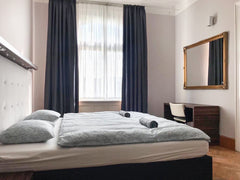 Old town square "Staroměstské Náměstí" in 5 minutes by walk!<br />Charles bridge Prague, Czechia UNIQUE LOCATION - THE HEART OF OLD TOWN [E] Private room in rental unit vacation rental 620227577487529632