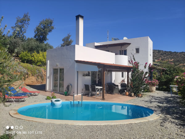 Feel the authentic cretan hospitality! The building is constructed in a beautifu Rethimnon, Greece Villa Spiti Entire villa vacation rental 53284561