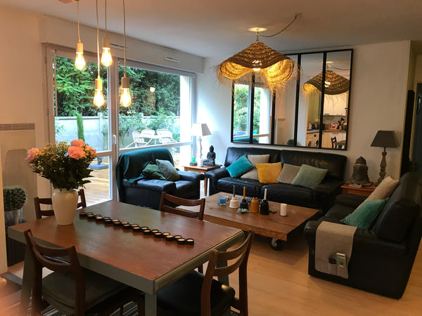 Chambre avec douche privative en appartement dans petite résidence en RDC avec 1  Chambre avec douche privative + petit déj Private room in rental unit vacation rental 32483206