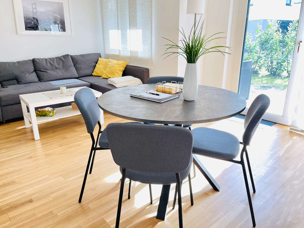Top located, brand new apartment in the south of Vienna with direct subway conne Vienna, Austria Modern next to underground (U1) 15 min to center Entire rental unit vacation rental 40154748