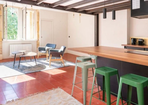 Ce logement calme et parfaitement situé dans le vieux Lyon offre un accès rapide Saint-Étienne, France Appartement dans le Vieux Lyon Entire rental unit vacation rental 769577806582174384