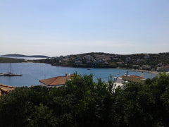 H μεζονέτα βρίσκεται 5 λεπτά με τα πόδια από την πανέμορφη παραλία του Μπατσίου. Athens, Greece Aria Entire home vacation rental 19448171