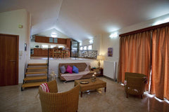 Villa Frati Gorge is a nice feeling aparthotel in Frati Village, 4 minutes away  Rethimnon, Greece Villa Frati Gorge-Split level Room in aparthotel vacation rental 21806583