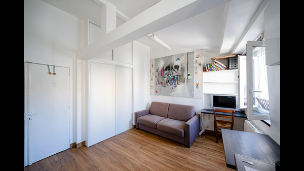 Mon logement est proche de Saint-Michel, Odéon, Luxembourg, Café de Flore, Les D Paris, France Charmant studio en plein cœur de Saint-Michel Entire rental unit vacation rental 13162782