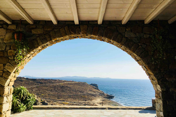 One of the best spots on the island ideal for magical sunsets :)<br /><br />Situ Athens, Greece Summer House with Amazing Sea View Cycladic home vacation rental 5018808