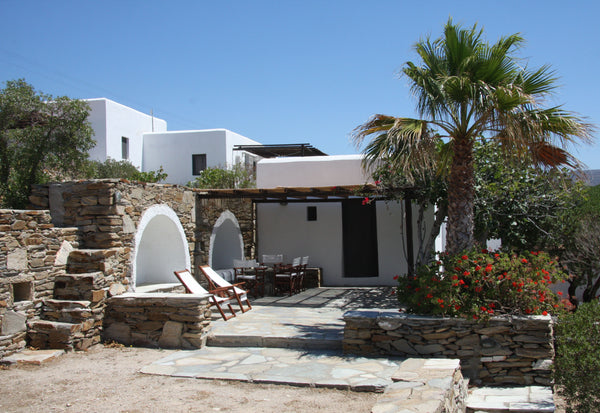 Two bedroom apartments are ideal for families and groups of friends. They are ve  Traditional Cycladic Two Bedroom Apartment Cycladic home vacation rental 42357894