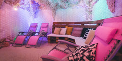 Tento jedinečný a romantický pobyt si zamiluješ. Unikátní noc v solné jeskyni op Prague, Czechia Unique Salt Cave with sauna,breakfast inc. Cave vacation rental 50936148