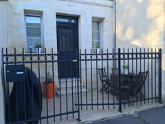 <b>The space</b><br />Possibilité de garer son véhicule devant la maison<br /><b Bordeaux, France Echoppe bordelaise, idéale pour couple. Entire home vacation rental 25123195