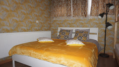 op het sint-kansplein is elke week dinsdag en woensdag boeren markt ,eke zondag  Antwerp, Belgium Sint Jan 6 Entire guest suite vacation rental 35736331