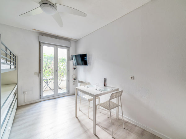 Located near Lyon’s peninsula, just a stone’s throw from the Jean Macé train sta Paris, France Cozy studio close to the train station and Lyon s Entire rental unit vacation rental 44387988