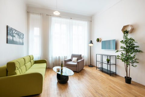 Awesome location in the heart of Prague. Bright, spacious (110 m2) apartment wit Prague, Czechia ❤️️pragueforyou❤️️ Big for 11pers apt in Center! Entire rental unit vacation rental 4656601