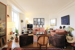 Located in one of the most elegant areas of Paris, between Passy and the village Paris, France Beautiful 2 bedrooms Passy/Auteuil area Paris 16 Entire rental unit vacation rental 23783916