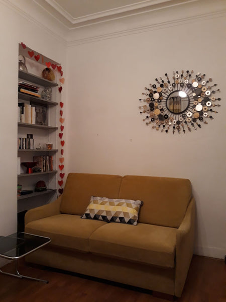 Charmant appartement parisien calme et lumineux, situé au 1er étage dans une rue Nouvelle-Aquitaine, France 2 pièces Paris Montmartre  33m2- Entire rental unit vacation rental 8680617