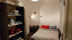 Petite chambre. Le calme et la proximité des transports sont ses deux principaux Saussines, France Chambre cosy dans Paris Private room in rental unit vacation rental 10077605