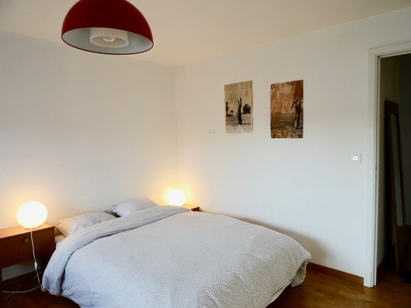 Bright, cosy bedroom in villa located in quiet neighborhood in Zwijnaarde / 5km  Ghent, Belgium Spacious room - private bathroom near Ghent Private room in home vacation rental 23425309