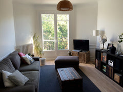 Très bel appartement de 61m2, au 5ème étage avec ascenseur avec vue sur le  parc Paris, France Appartement cosy aux Buttes-Chaumont - 2/4 pers. Entire rental unit vacation rental 13562745
